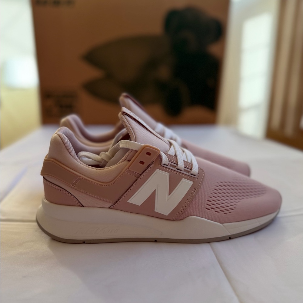 New balance women’s 247 blush pink